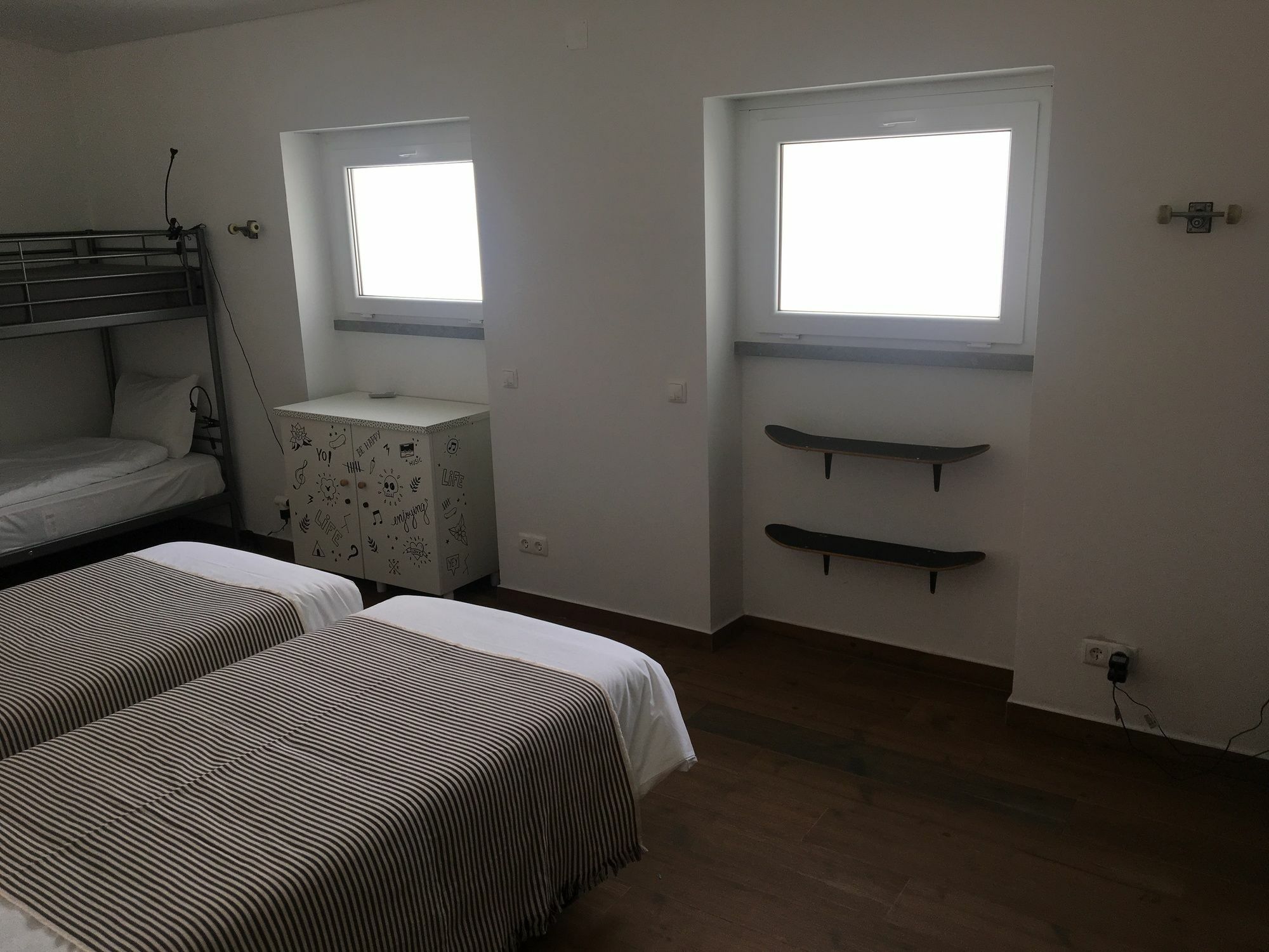 アゼーニャス・ド・マール Azen Cool House Bed & Breakfast エクステリア 写真